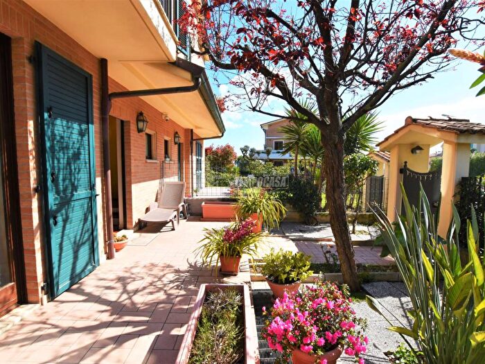 Casa con 5 locali in vendita in Via Gino Nibbi, Porto San Giorgio