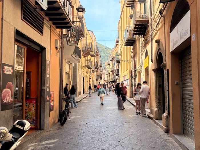 Appartamento bilocale in vendita in Corso Ruggero, Centro, Cefalù