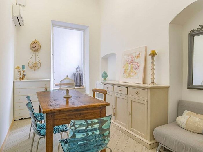 Appartamento trilocale in vendita in Piazza della Vittoria, Centro, Ceriale