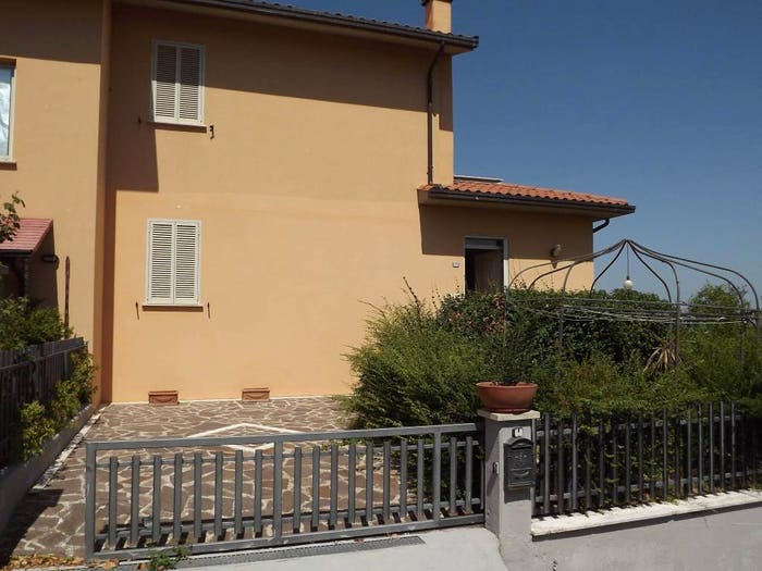 Casa con 5 locali in vendita in Via Fra' Giordano, Giano dell'Umbria