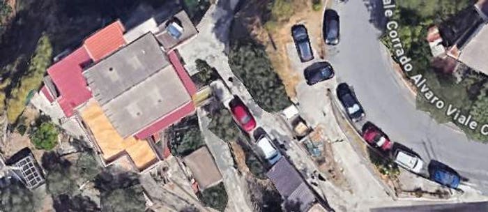 Casa con 6 locali in vendita in Viale Corrado Alvaro, Sant'Antonio De Filippis, Catanzaro