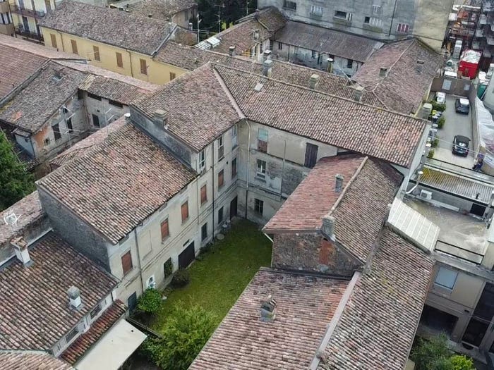 Case in Vendita e in Affitto - 2