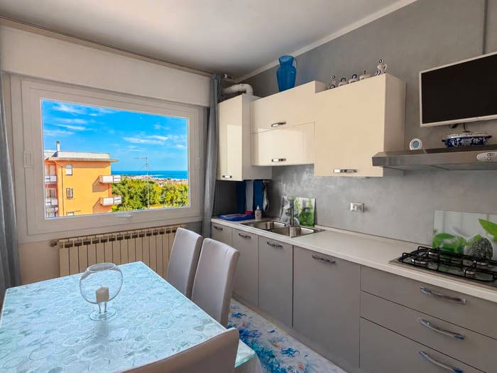 Appartamento trilocale in vendita in Lungomare Adriatico, Sottomarina, Chioggia
