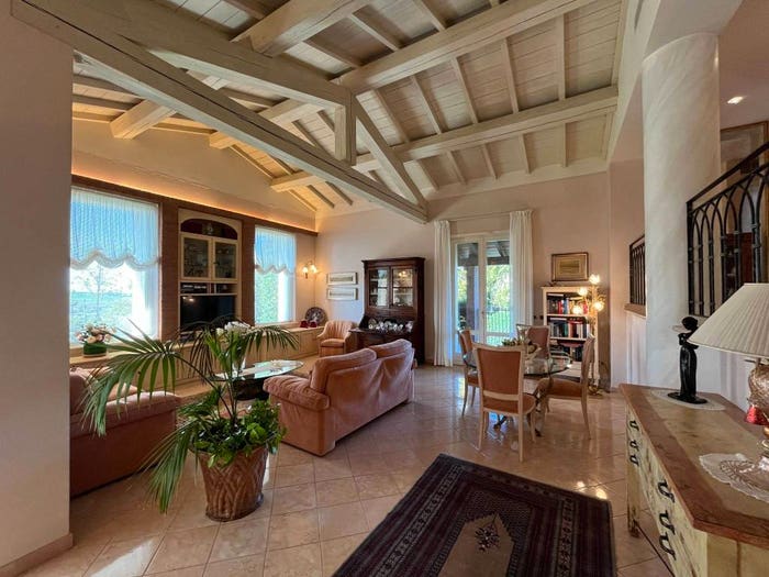 Casa con 6 locali in vendita in Via Montauro, Salsomaggiore Terme