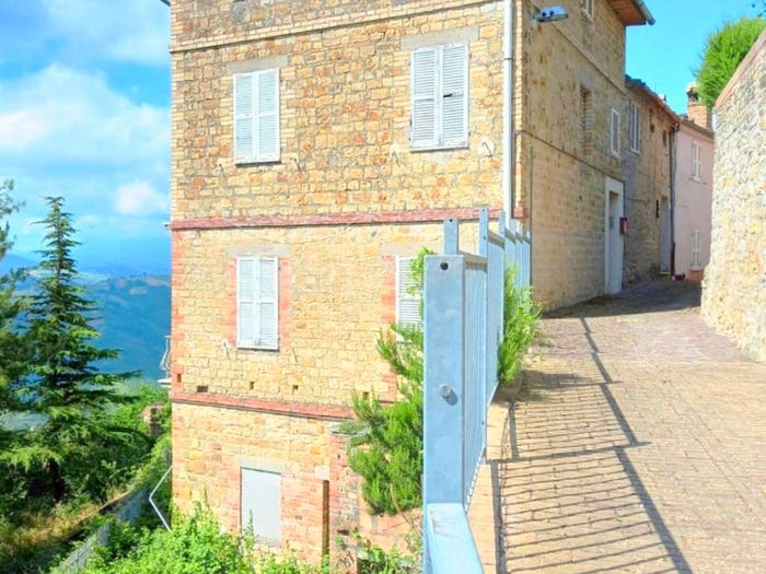 Casa con 6 locali in vendita in Via della Colta, Penna San Giovanni