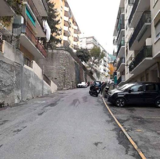 Appartamento bilocale in vendita in Via Giovanni Gribodo, Marassi, Genova