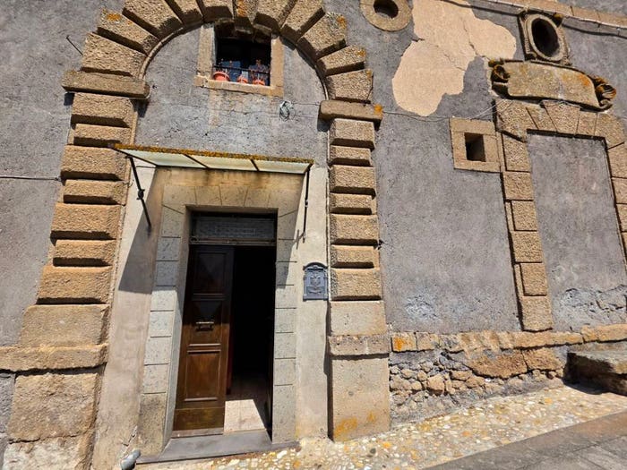 Casa con 6 locali in vendita in Via del Castello, Centro, Bomarzo