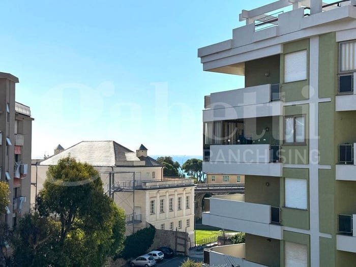Appartamento quadrilocale in vendita in Via Genova, Marina Di Andora, Andora