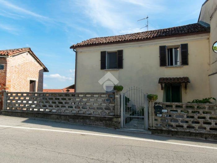 Casa trilocale in vendita in Via GMameli, Lu, Lu e Cuccaro Monferrato