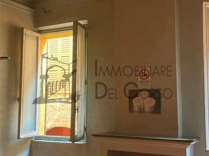 Appartamento trilocale in vendita in Via dei Lovoleti, Centro Storico, Modena