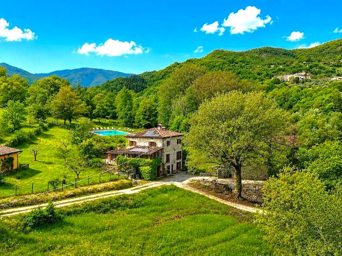 Casa con 6 locali in vendita in Strada Provinciale di Caprese Michelangelo, Caprese Michelangelo