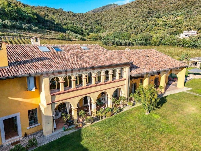 Casa con 6 locali in vendita in Via IV Novembre, Ponte Cingoli, Rodengo Saiano