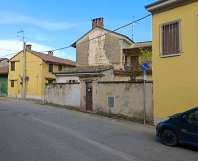 Appartamento quadrilocale in vendita in Via Montelegna, Centro, Rosasco