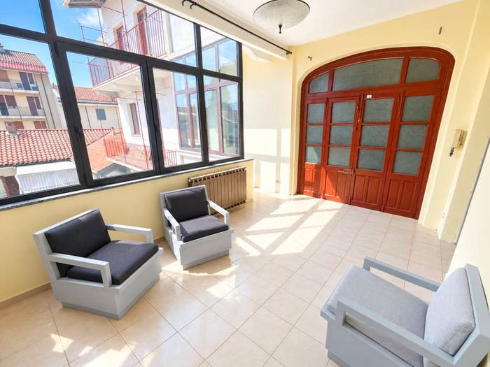 Appartamento con 5 locali in vendita in Via Costantino Nigra, Centro, Castellamonte