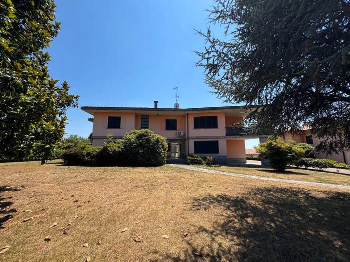 Casa con 5 locali in vendita in Via Giuseppe Mazzini, Gattico, GatticoVeruno