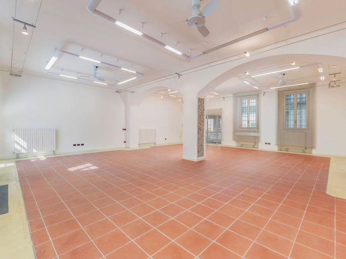 Appartamento quadrilocale in vendita in Via Vigevano, Navigli Darsena, Milano