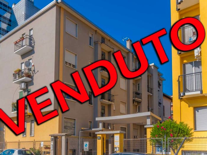 Appartamento trilocale in vendita in Via Giovanni Nicotera, Affori, Milano