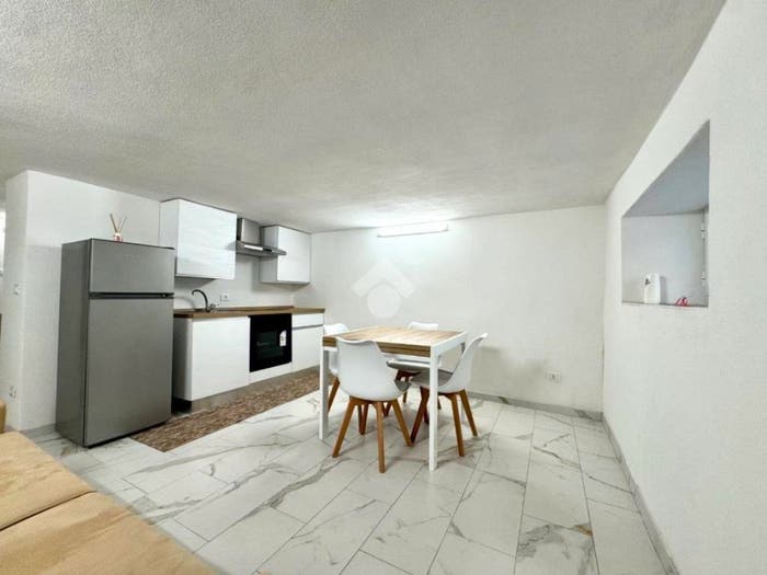 Appartamento bilocale in vendita in Via Francesco Bogliolo, Centro, Alassio