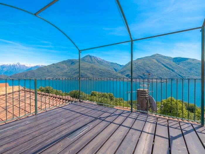 Casa con 6 locali in vendita in Piazza della Gloria, Vignola, Cremia