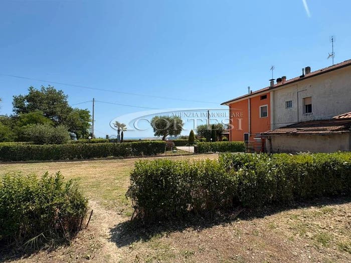 Casa quadrilocale in vendita in Via le grotte, Centro, Mondolfo
