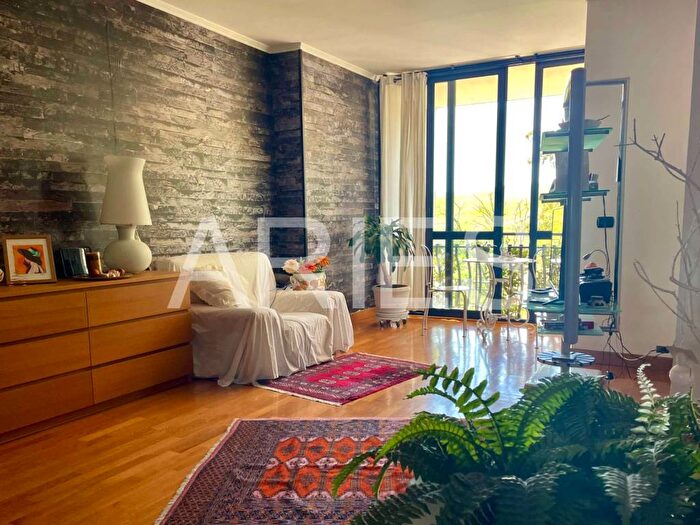 Appartamento quadrilocale in vendita in via Vittorio Marimpietri, La Giustiniana, Roma