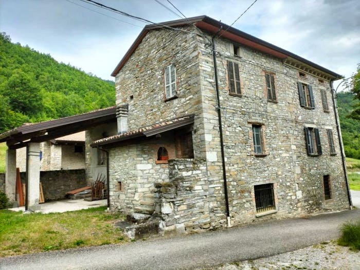 Casa con 6 locali in vendita in villa di olmo, Bettola