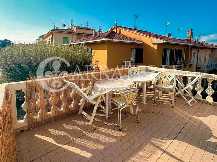 Casa con 6 locali in vendita in via dioniso corsini cecina, Cecina Centro, Cecina
