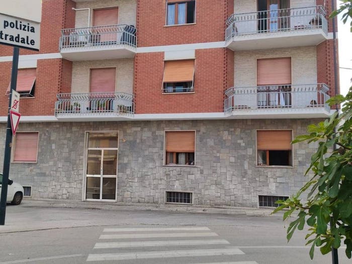 Appartamento quadrilocale in vendita in Via Giovanni Battista Gandino, Centro, Bra
