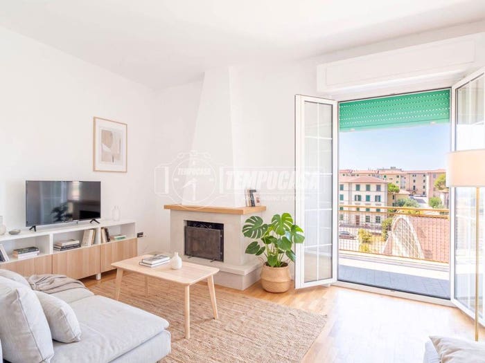 Appartamento trilocale in vendita in Via Pietro Gori, Centro, Piombino