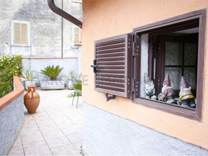 Casa con 6 locali in vendita in via della fontana, Miseglia Bedizzano Codena, Carrara