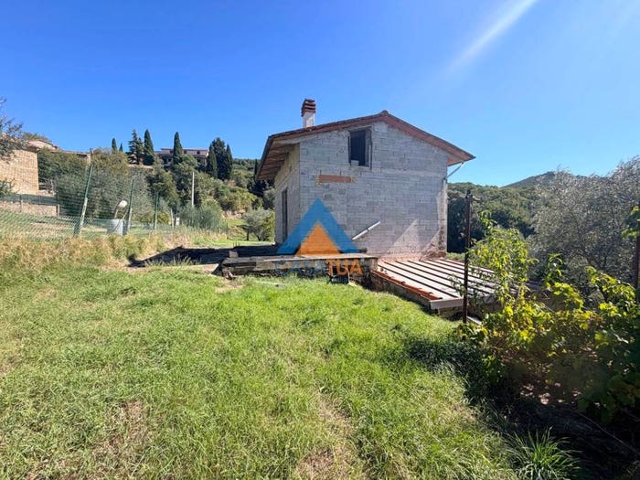 Casa bilocale in vendita in Via delle Schiasciarelle, Montecchio