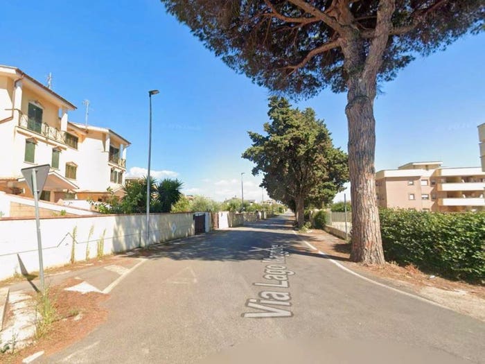 Appartamento trilocale in vendita in Via Lago Maggiore, Cioccati Zucchetti, Nettuno