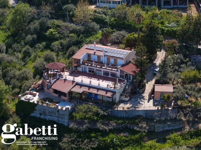 Casa con 6 locali in vendita in Sorrentini snc, Patti