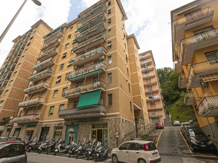 Appartamento quadrilocale in vendita in Via Alcide De Gasperi, Centro, Campomorone