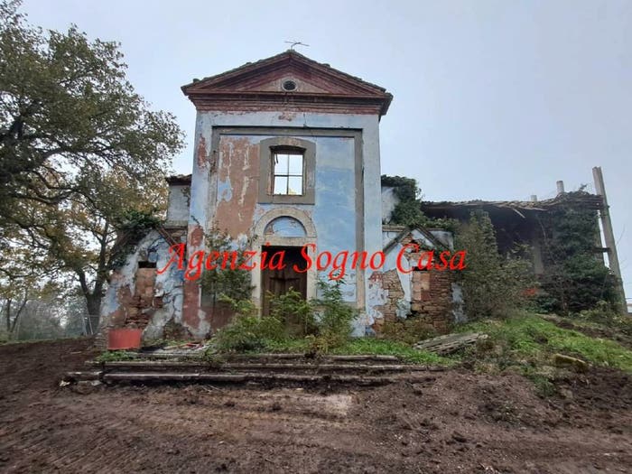 Casa con 5 locali in vendita in Via di Petrignone, Villagrappa, Forlì