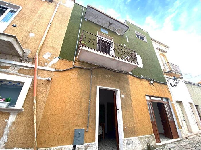 Casa con 6 locali in vendita in Via Rua Catalana, Centro, Soleto