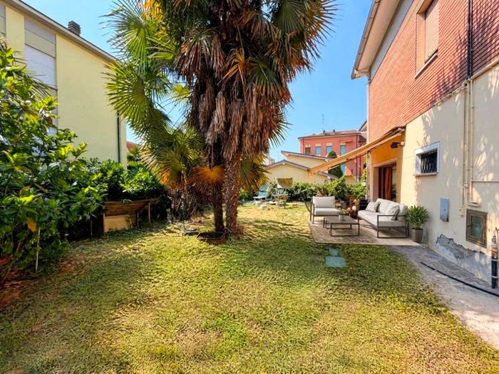 Casa con 6 locali in vendita in Via Giuseppe Gibellini, Buon Pastore Parco Amendola, Modena