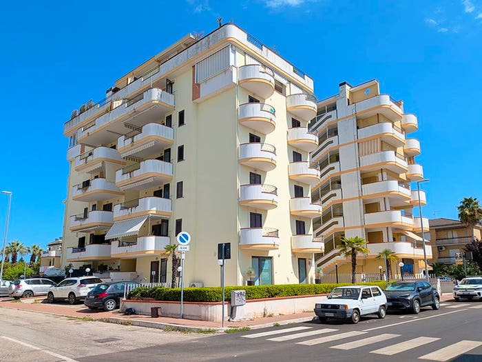 Casa quadrilocale in vendita in Via Toscana, Centro, Alba Adriatica