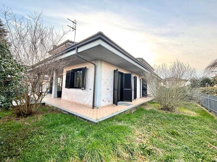 Casa con 6 locali in vendita in VIA IV MARTIRI, Casalbagliano, Alessandria