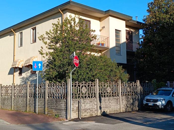 Appartamento con 5 locali in vendita in Centro, Vignate