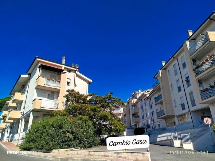 Appartamento trilocale in vendita in Via delle Magnolie, Bracciano