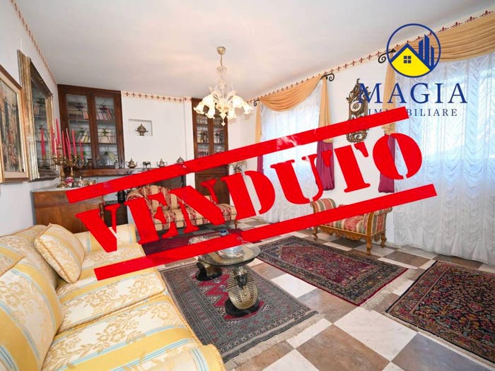 Casa con 5 locali in vendita in Via Porta Marino, Centro, Maltignano