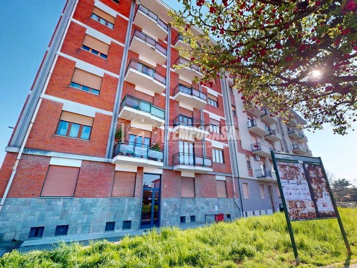 Appartamento trilocale in vendita in Viale Risorgimento, Centro, Bra