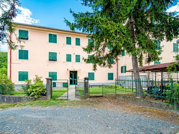Appartamento trilocale in vendita in Via Val Carbonasca, Voltaggio