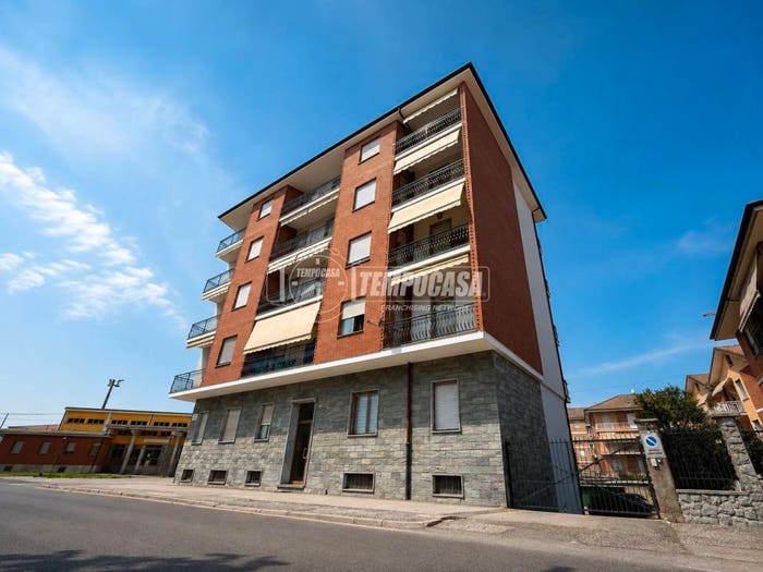 Appartamento quadrilocale in vendita in Viale Ambrogio da Fossano, Centro, Fossano