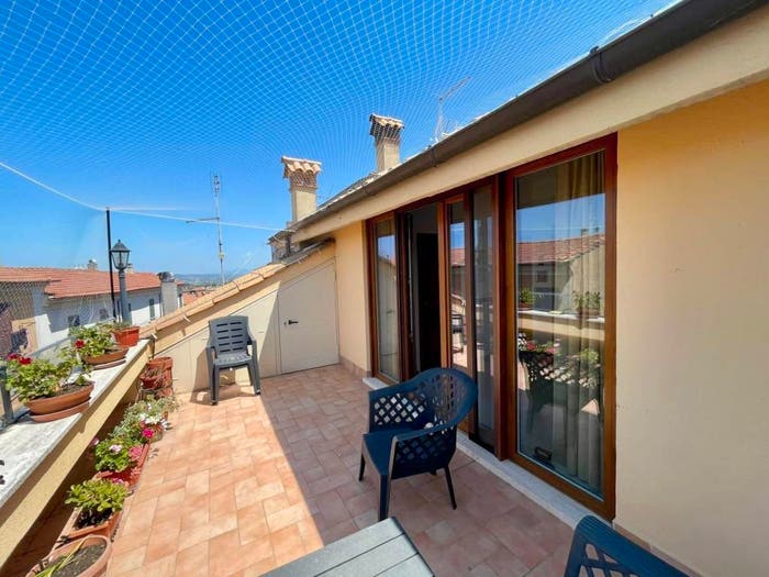 Casa con 6 locali in vendita in Piazza Alessandro Manzoni, Centro Storico, Monterotondo