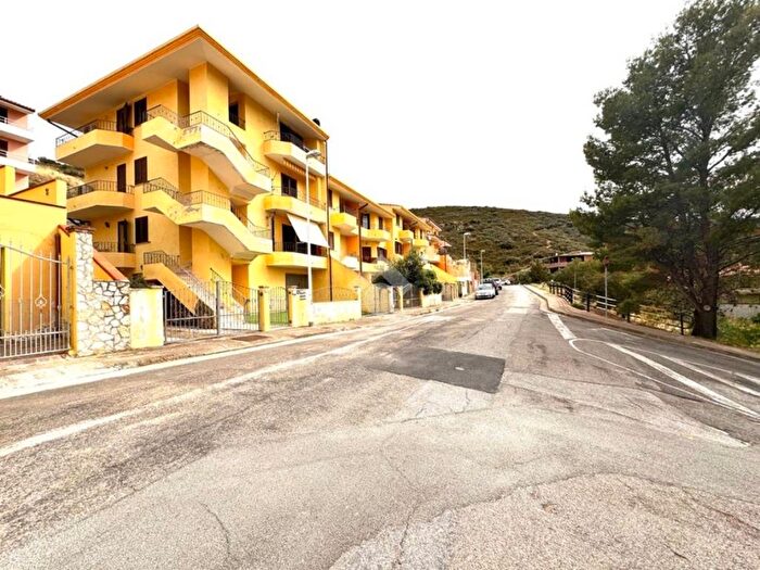 Appartamento quadrilocale in vendita in Via Cedrino, Centro, Muravera
