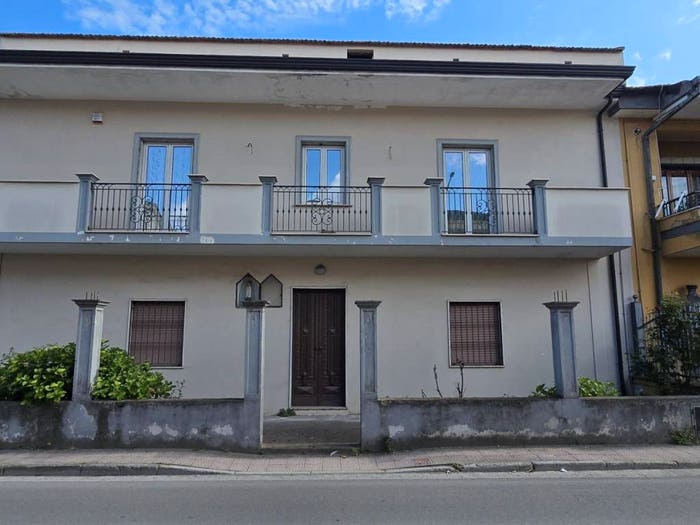 Appartamento quadrilocale in vendita in Via Retella, Capodrise