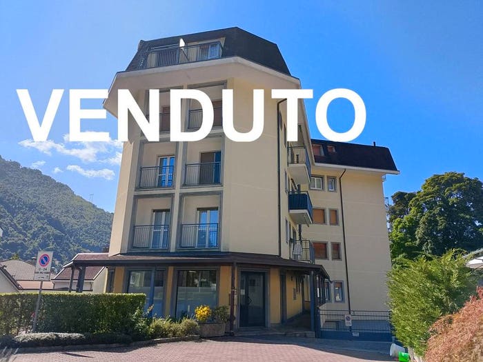 Appartamento bilocale in vendita in Via Alessandro Volta, Centro, Ballabio