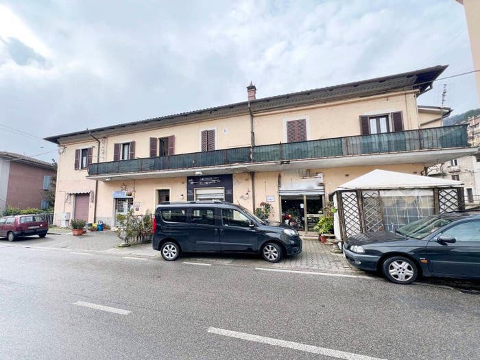 Appartamento quadrilocale in vendita in via della Repubblica snc, Centro, Contigliano